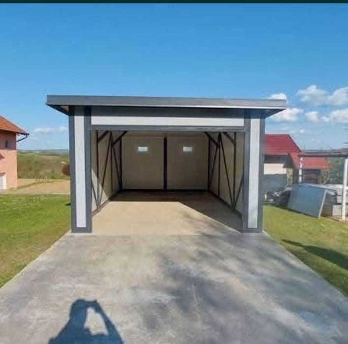 Vând garaj auto pe structură metalică