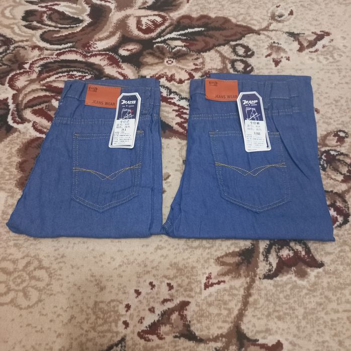 Джинсы мужские осенние -весенние .