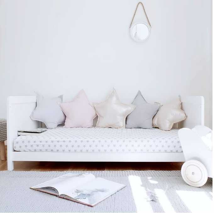 Pătuț Woodies din lemn masiv 140x70 + saltea Sea of Clouds