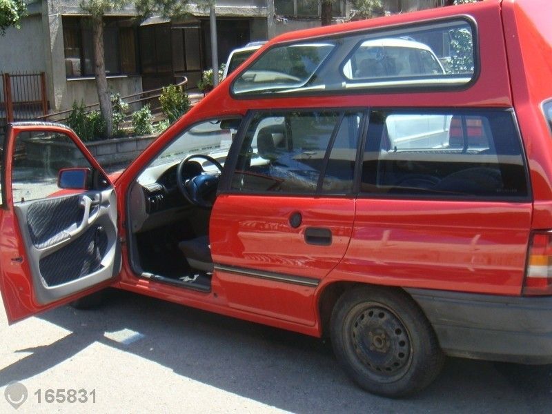 Опел Астра - за инвалидна количка