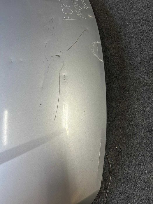 Capota Ford Mondeo Mk4 2007 cu defecte 6G9Z16706A