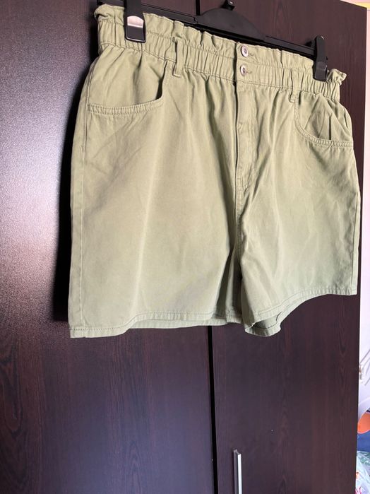 Къси панталонки голям размер