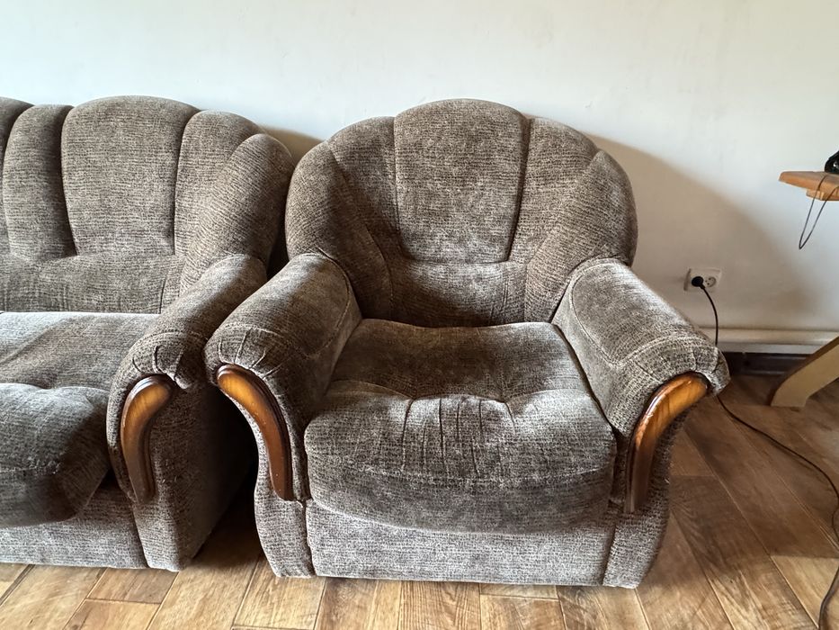 Продам диван 2+1