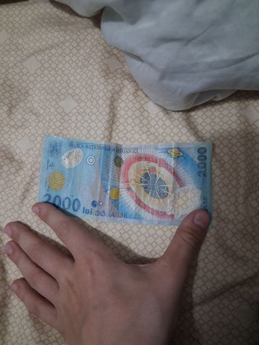 Bancnota de 2000 de lei 1999
