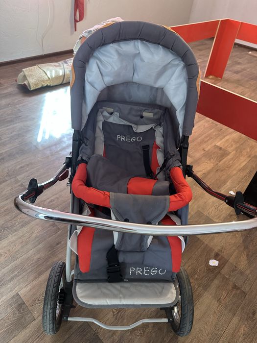 Продам прогулочную коляску