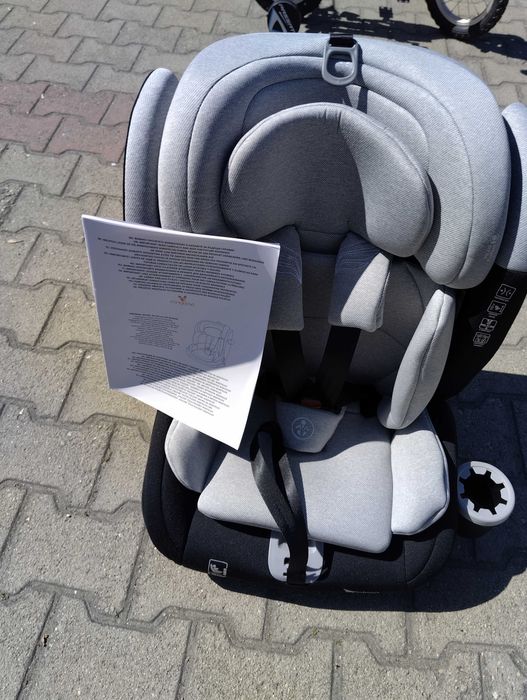 MONI Стол за кола с поставка FALCON 76-150см сив