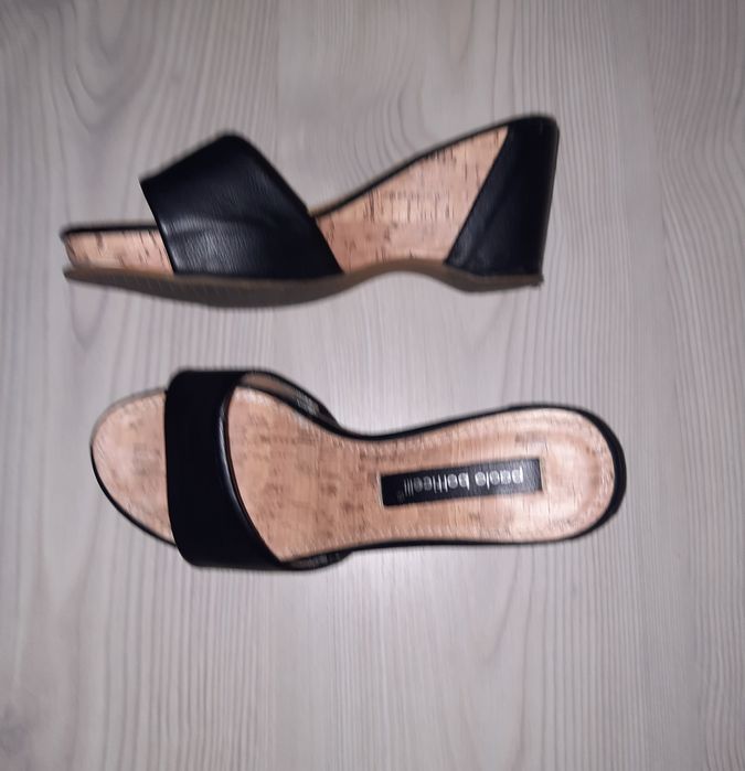 Продавам дамски обувки