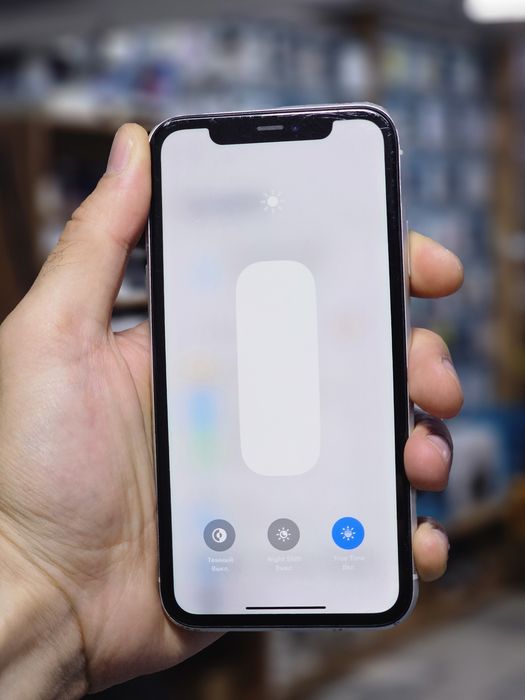 Apple iPhone 11 White 64gb 70% Original Face True Tone A13 Bionic