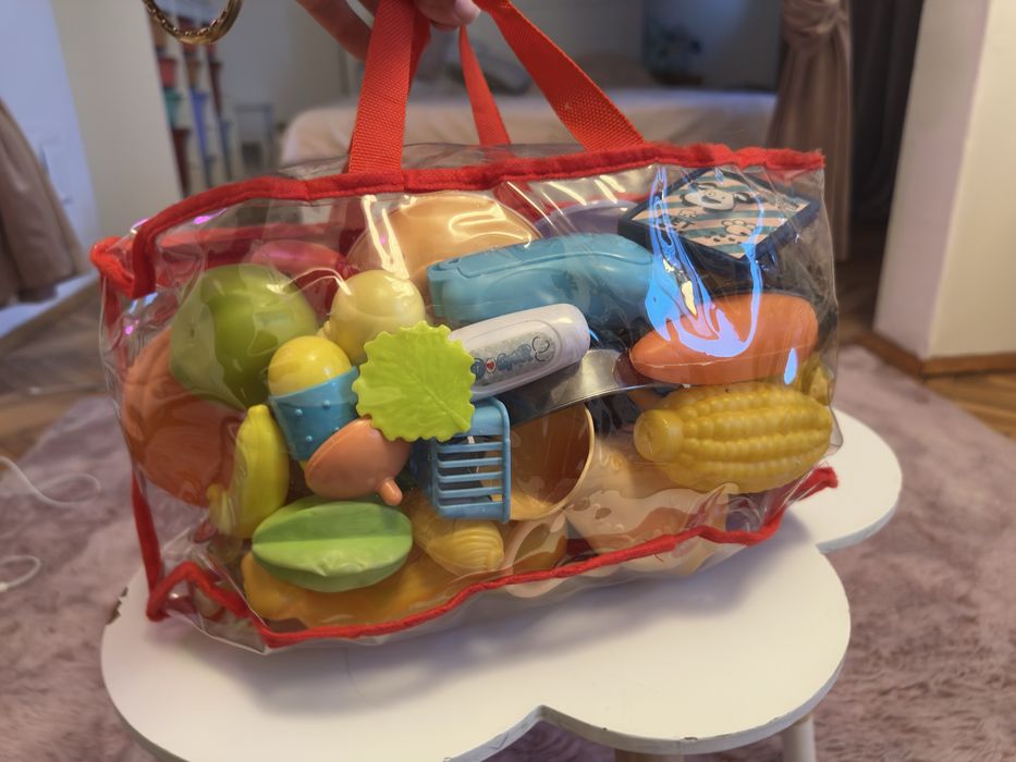 Пакет с различни детски играчки