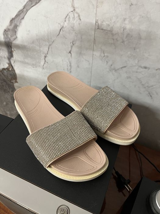 Продам обувь недорого