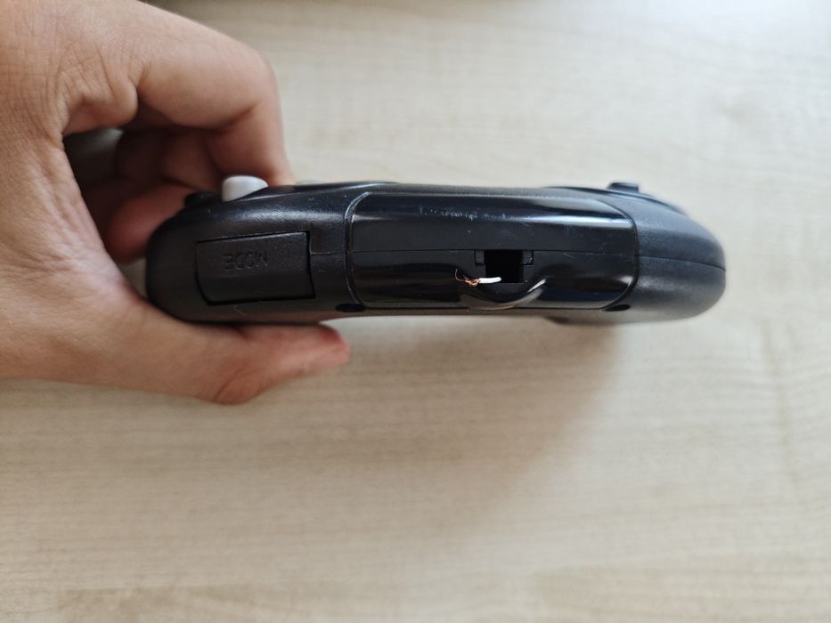 Controller Mega Drive/Genesis cu 6 butoane