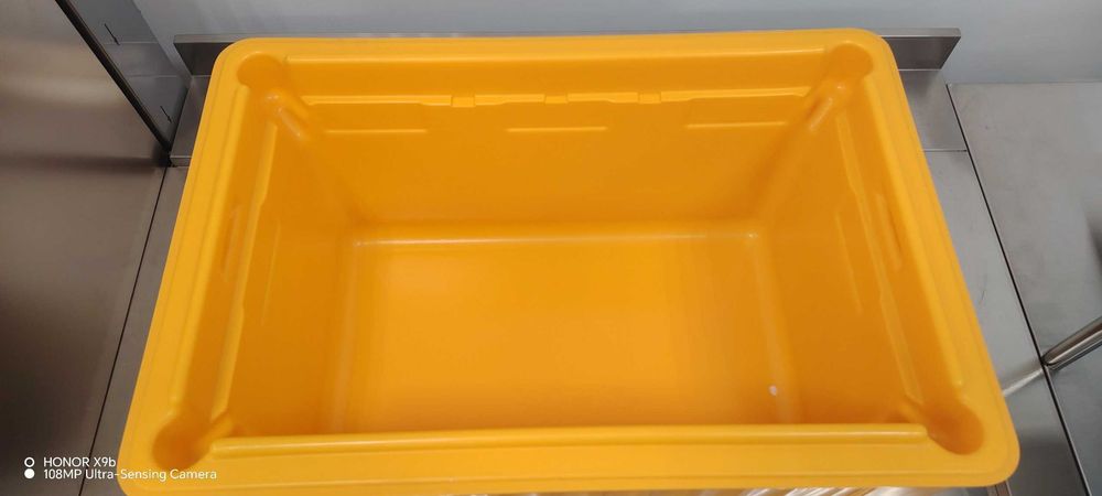 Termobox (Ovqatlarni issiq yoki sovuq holatda saqlab yetkazish uchun)