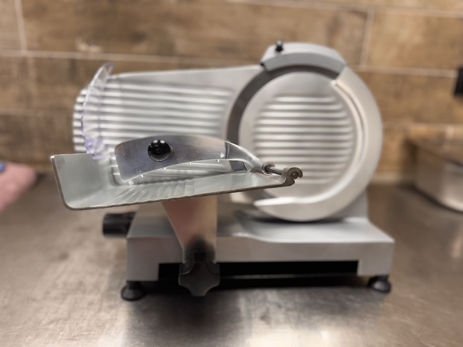 Колбасорезачка, Италия, Модел D250, нож 250 мм