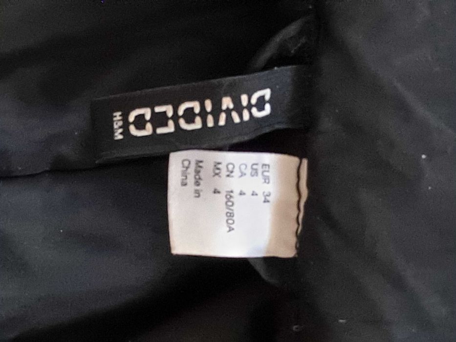 Sacouri si geci dama / Haine personale noi sau putin folosite