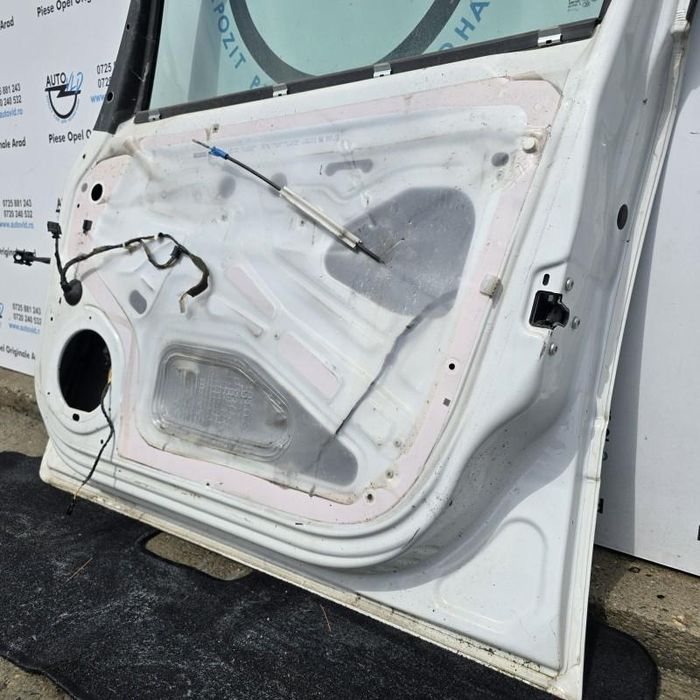 Portiera usa dreapta fata Opel Zafira B Facelift