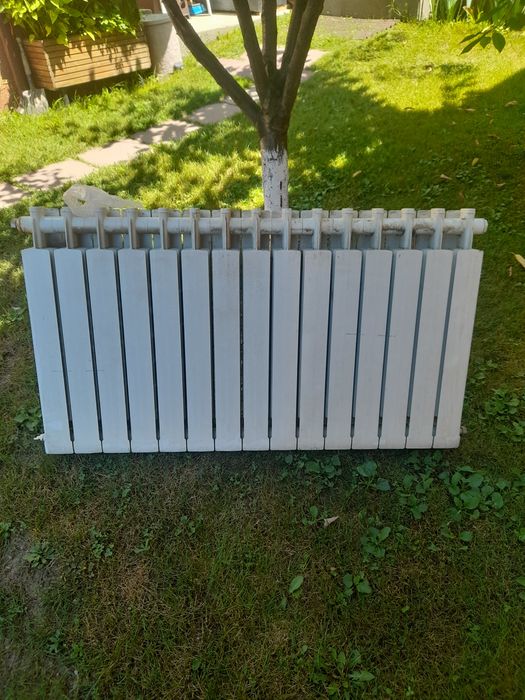 Vând calorifere din aluminiu