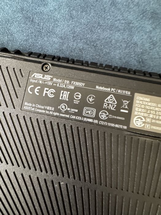 Asus tuf gaming FX505DY