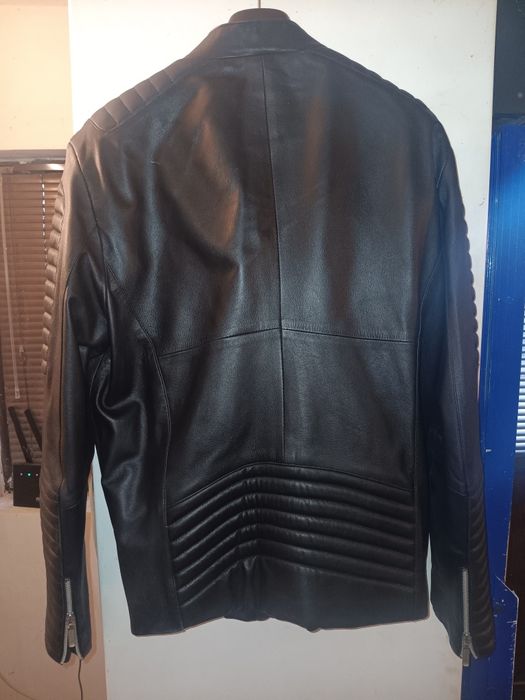 Продавам кожено  яке