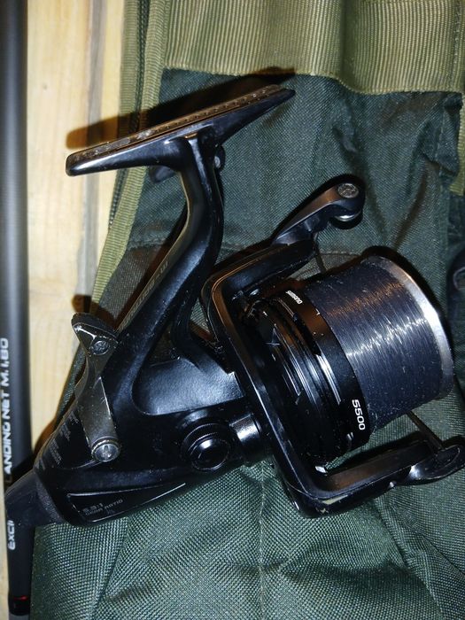Mulineta Shimano medium baitrunner  xt-b lc