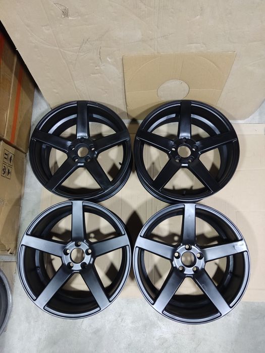 Джанти VOSSEN CV3 5X105 18"