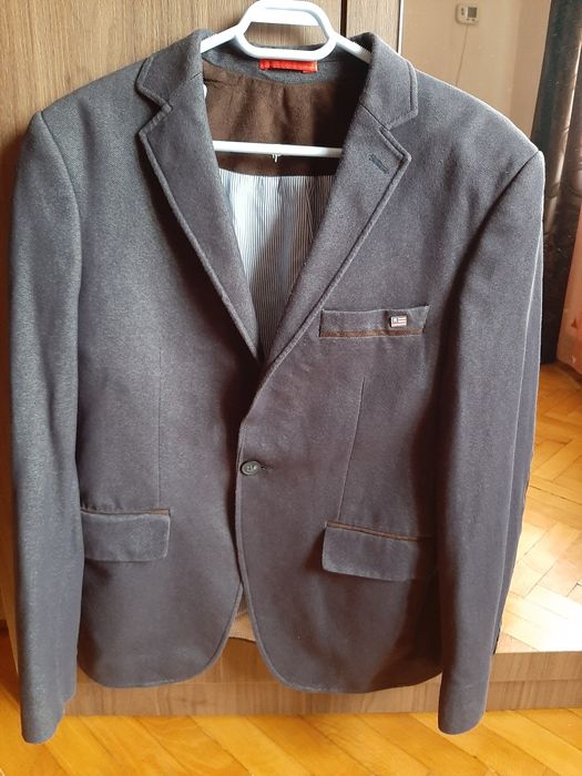 Sacouri bărbați elegante