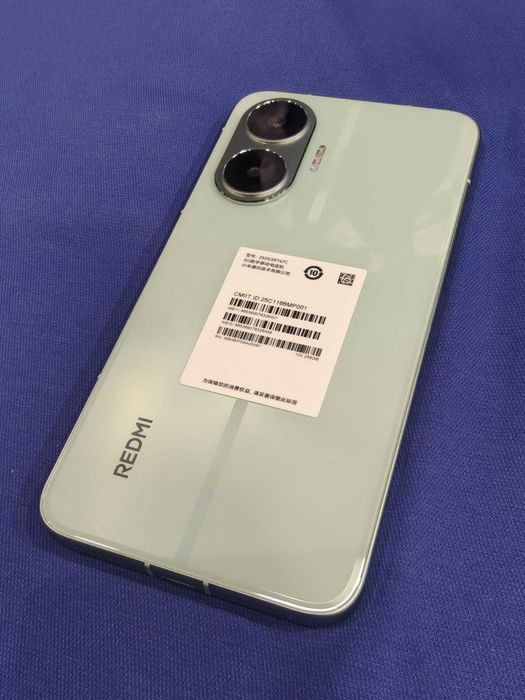 Нов Xiaomi Redmi Turbo 4 Pro 16/1024 (Poco F7)-SD8s Gen4;7550mAh;6.83"