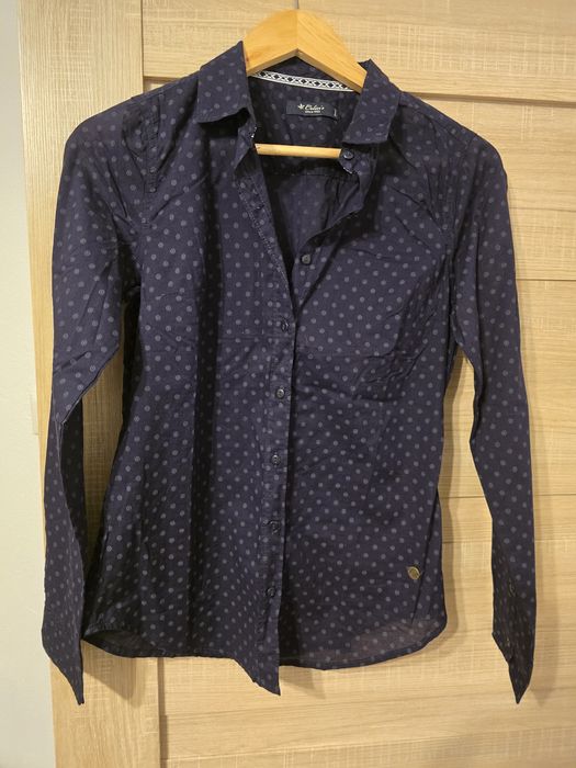 Vand camasa albastra