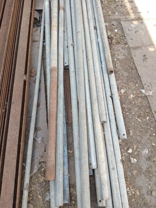 Продам уголок и трубы