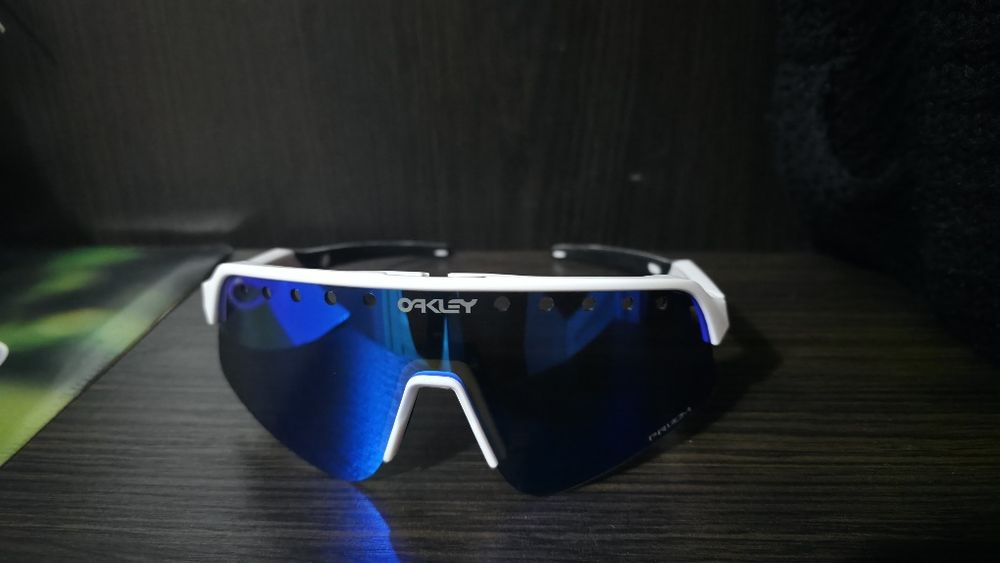 Ochelari Oakley Sutro Sweep sport ciclism alergare
