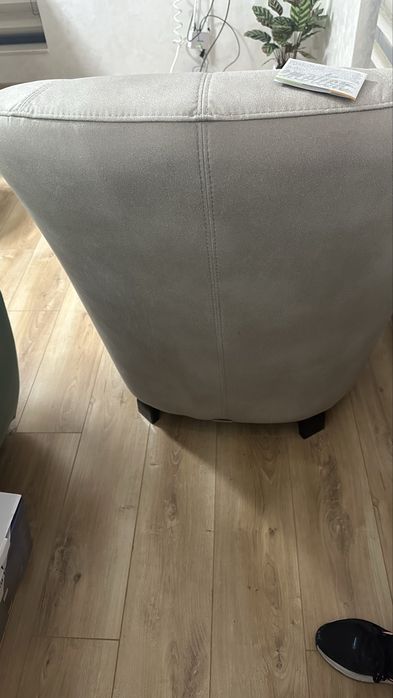 Фотьол - чисто нов