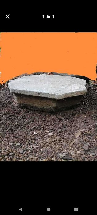 Piatra hexagonala cioplita