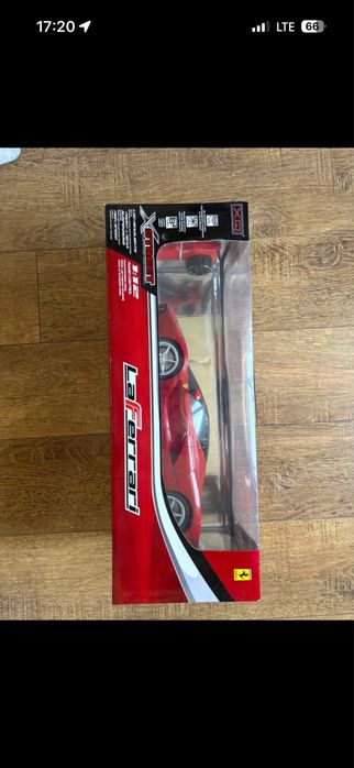Mașină telecomandă X-Street LaFerrari 1:12 (Licențiată) - Mașina ca NOUĂ