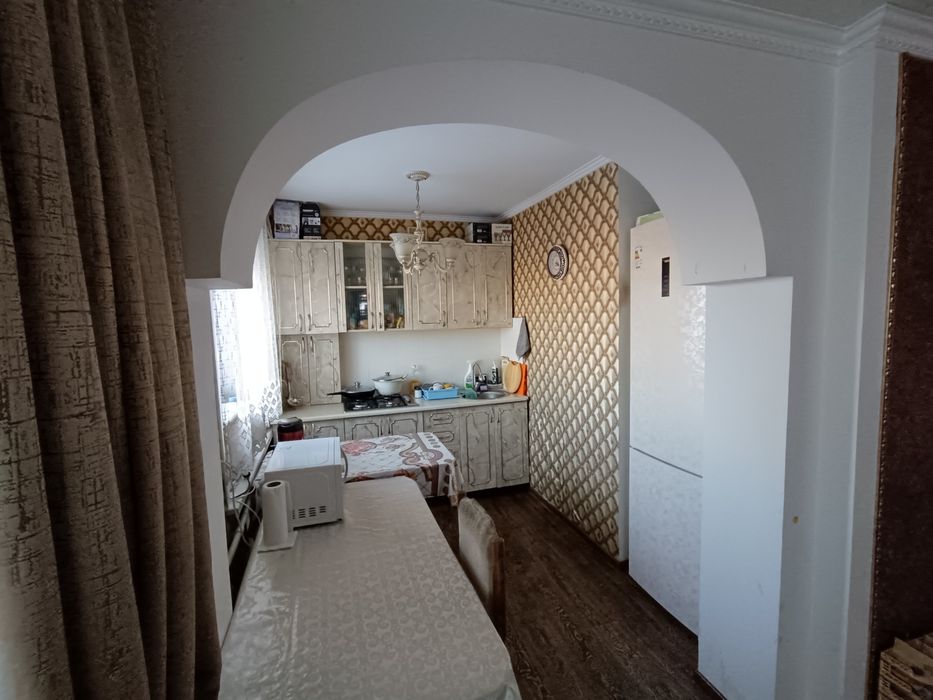 Продам евро 2-комнатную квартиру