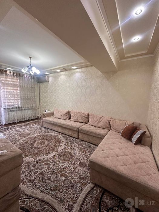 Аренда Сагбон Баурам 4 ком 3 этаж 8 этажка все ест фото реално