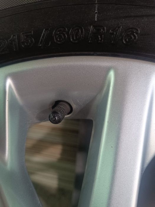 Запаска от Camry 50 ( Оригинал)