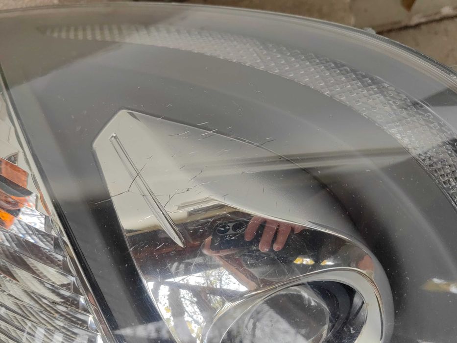 Фар Mercedes Sprinter W906 LED Xenon /Фар Мерцедес Спринтер Оригинален