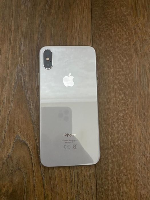 Apple iPhone X отлично