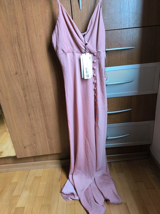 Дълга сатенена рокля Zara