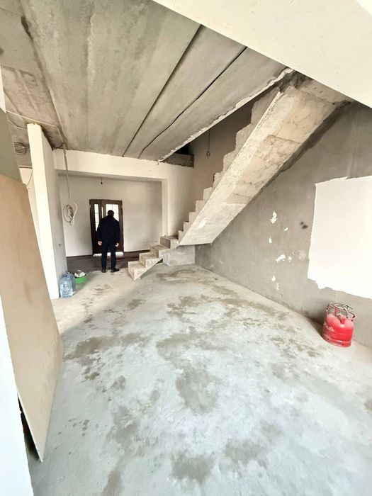 Yangi Hayot Elite City Novostiroyka 6/ 7-8/8 200m2 срочно Продам
