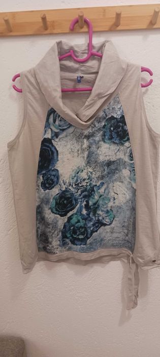 Дамски блузи с къс ръкав