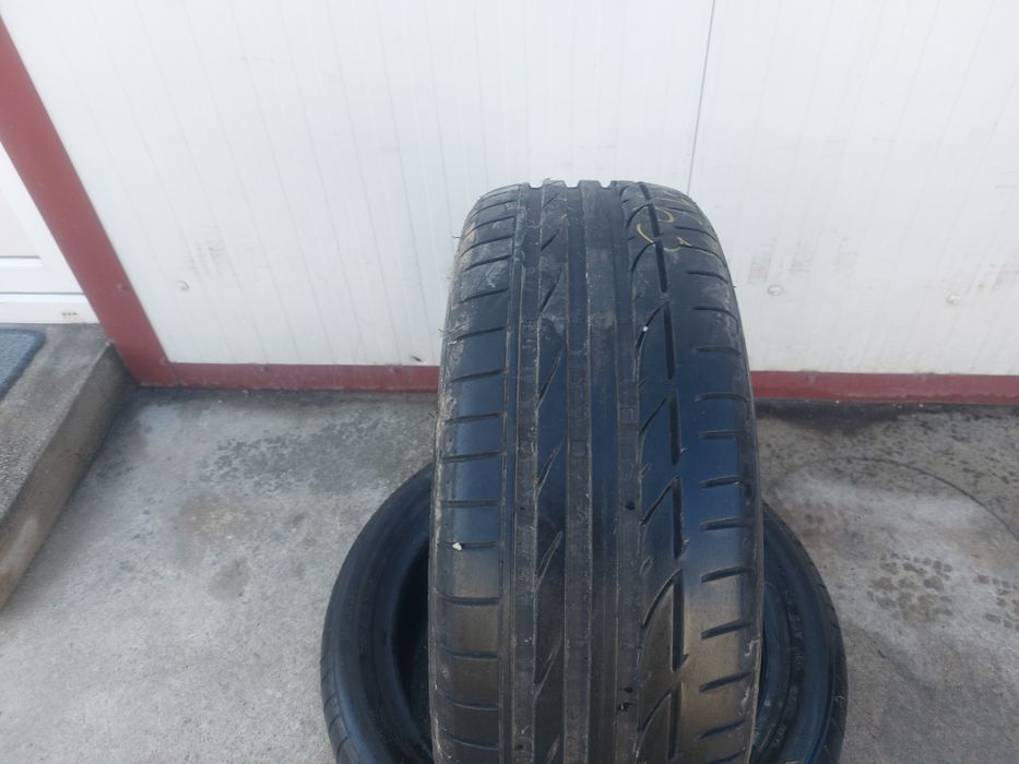 150 lei bucata! Doua anvelope de vara 225 45 r18 Bridgestone! 7 mm