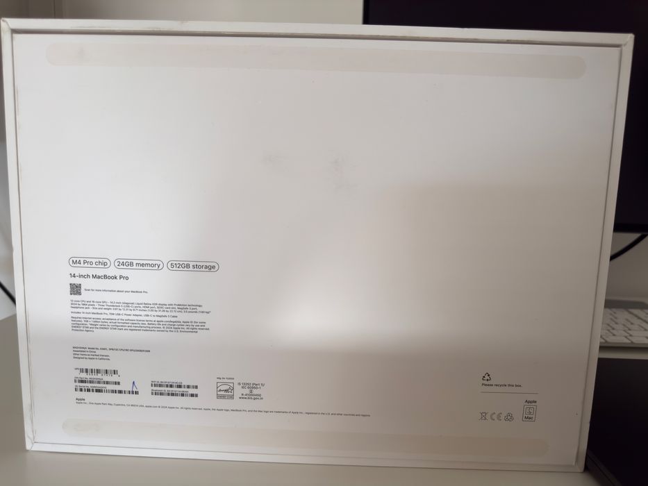 продам Macbook Pro M4 pro