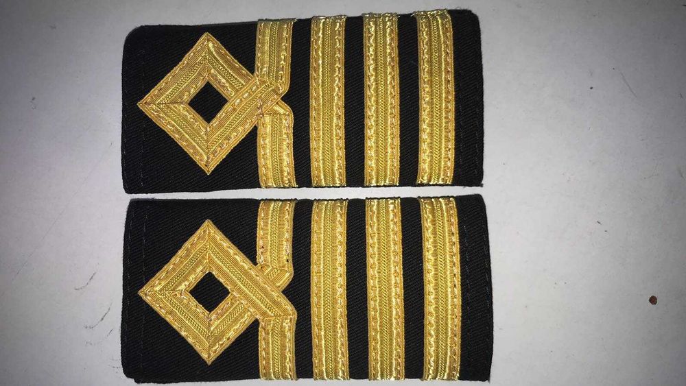 Пагони Морски Офицери