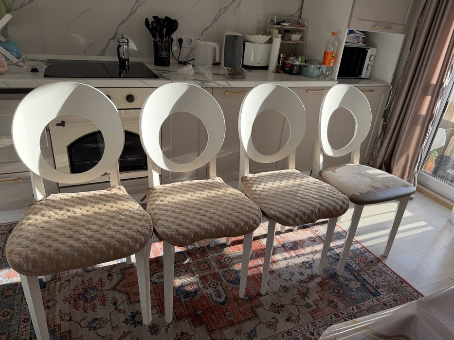 Стулья продаются 20.000