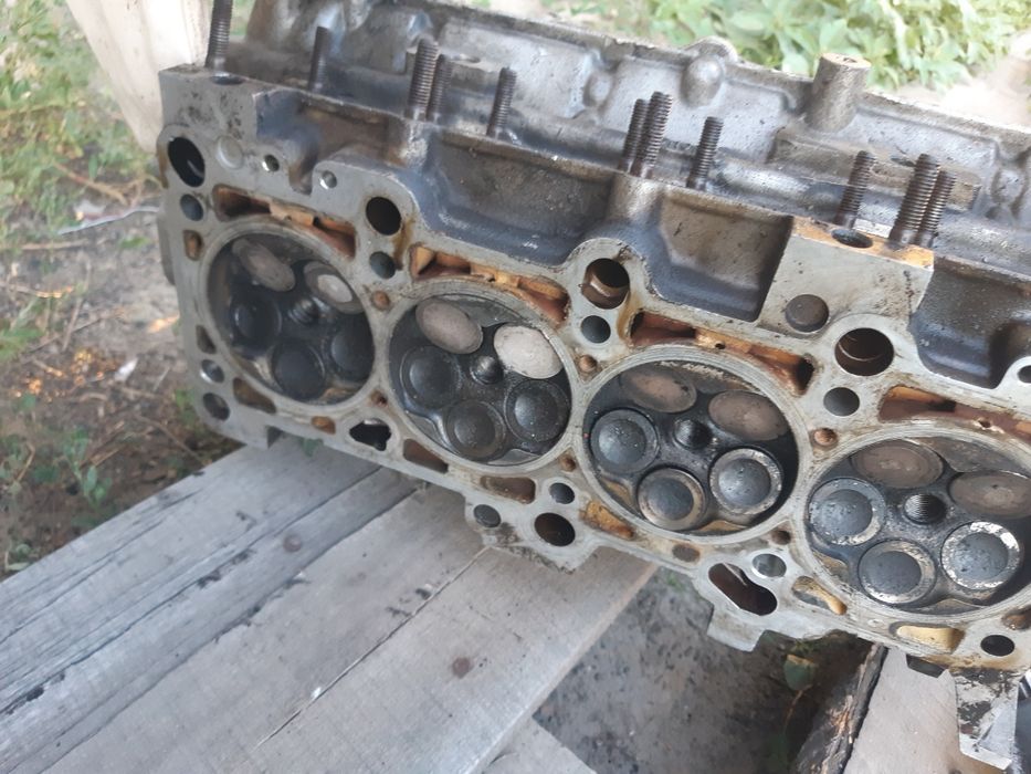 Продам головку ауди а4 б5 1.8 адр