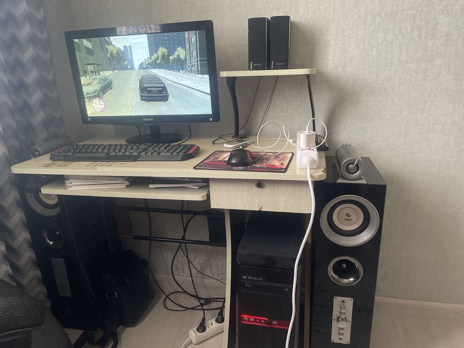 Компютерь пилипс продам 110000