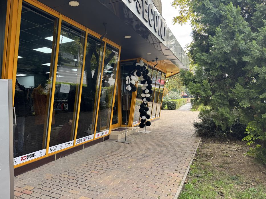 DE INCHIRIAT spatiu comercial SOARELUI