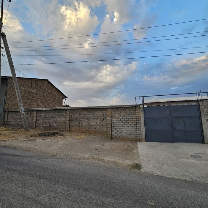 Уй сотилади Ункургонда Обод махалла