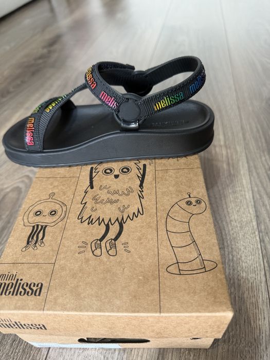 Сандали за момиче Melissa