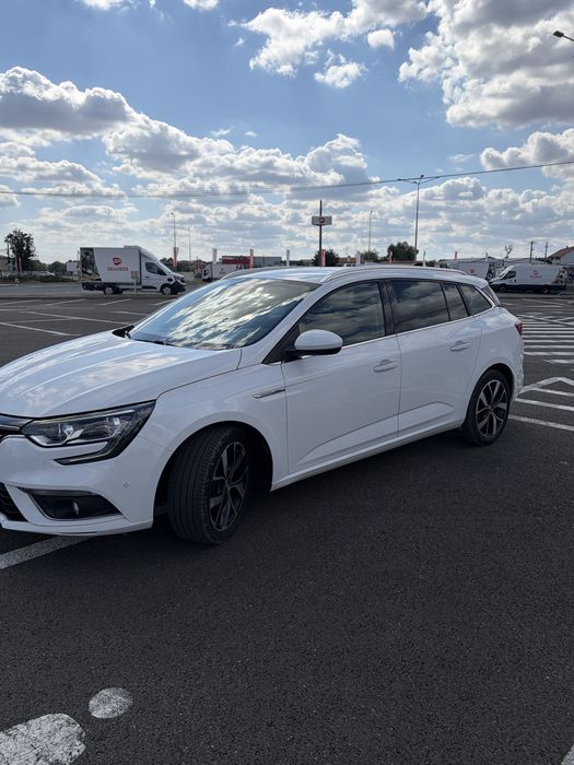 RENAULT Megane 2020 — imagine 2